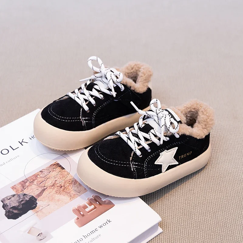 Kids Outdoor Wear - Winterse sneakers met fleecevoering voor peuters