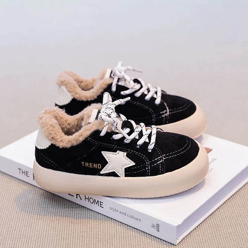 Winterse sneakers met fleecevo - Kids Outdoor Wear recensie en prijs