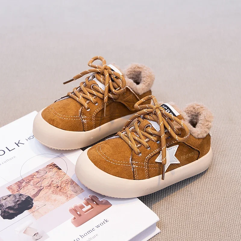 Winterse sneakers met fleecevo - Kids Outdoor Wear recensie en prijs